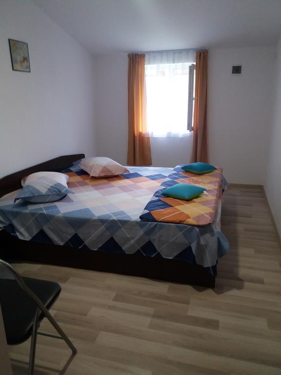 Casa Ariana Hotel Curtea de Argeş Екстериор снимка