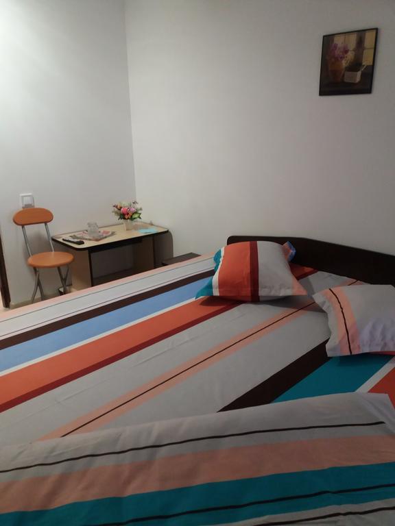 Casa Ariana Hotel Curtea de Argeş Екстериор снимка