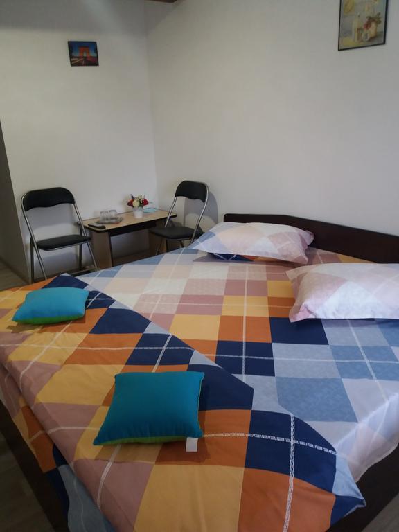 Casa Ariana Hotel Curtea de Argeş Екстериор снимка