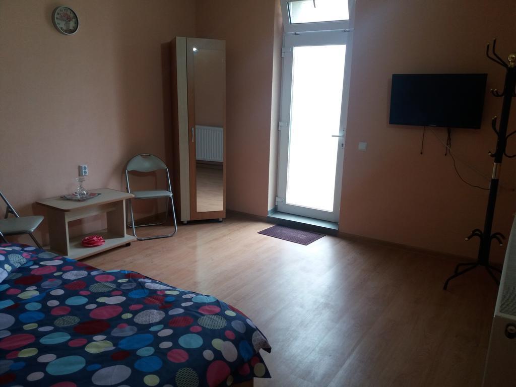 Casa Ariana Hotel Curtea de Argeş Екстериор снимка