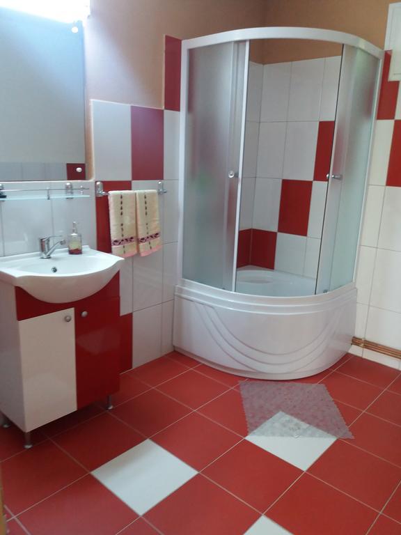 Casa Ariana Hotel Curtea de Argeş Екстериор снимка